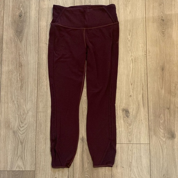Athleta | Cropped Maroon Leggings with Side Detailing | Size Medium - Picture 1 of 7